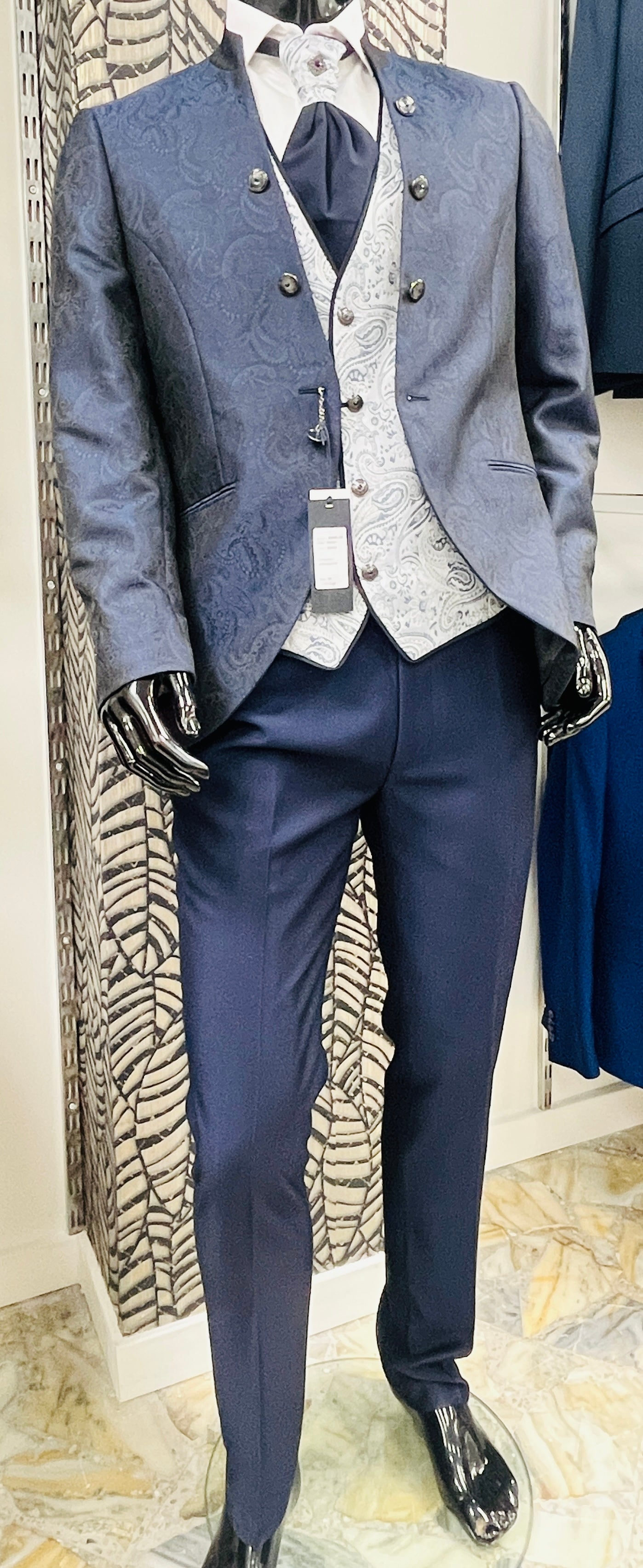 Traje Hombre azul marino