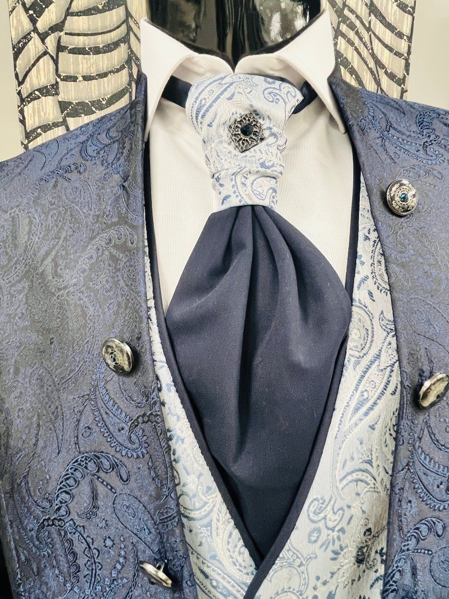 Traje Hombre azul marino