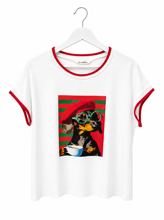 Camiseta ilustrada con detalle en contraste Novedades