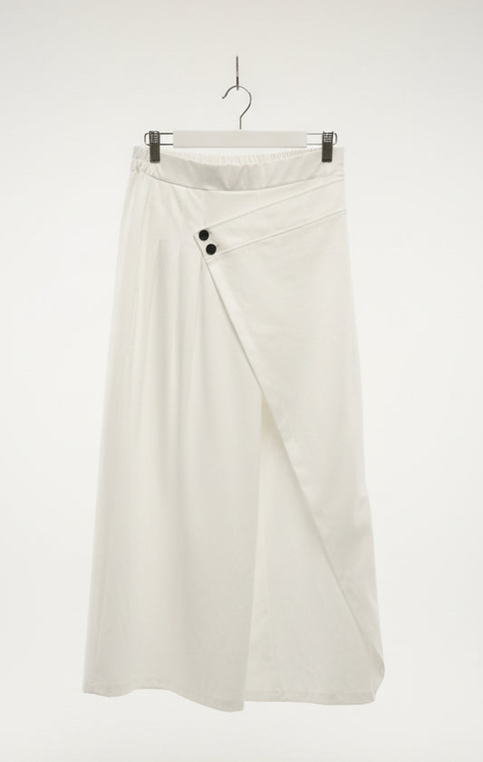 Pantalón cruzado 2 botones Novedad