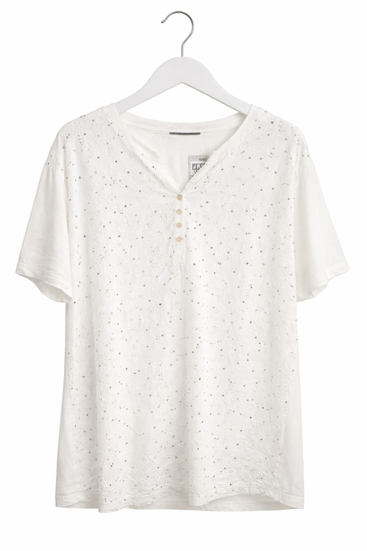 Camiseta bordada con botones Novedades